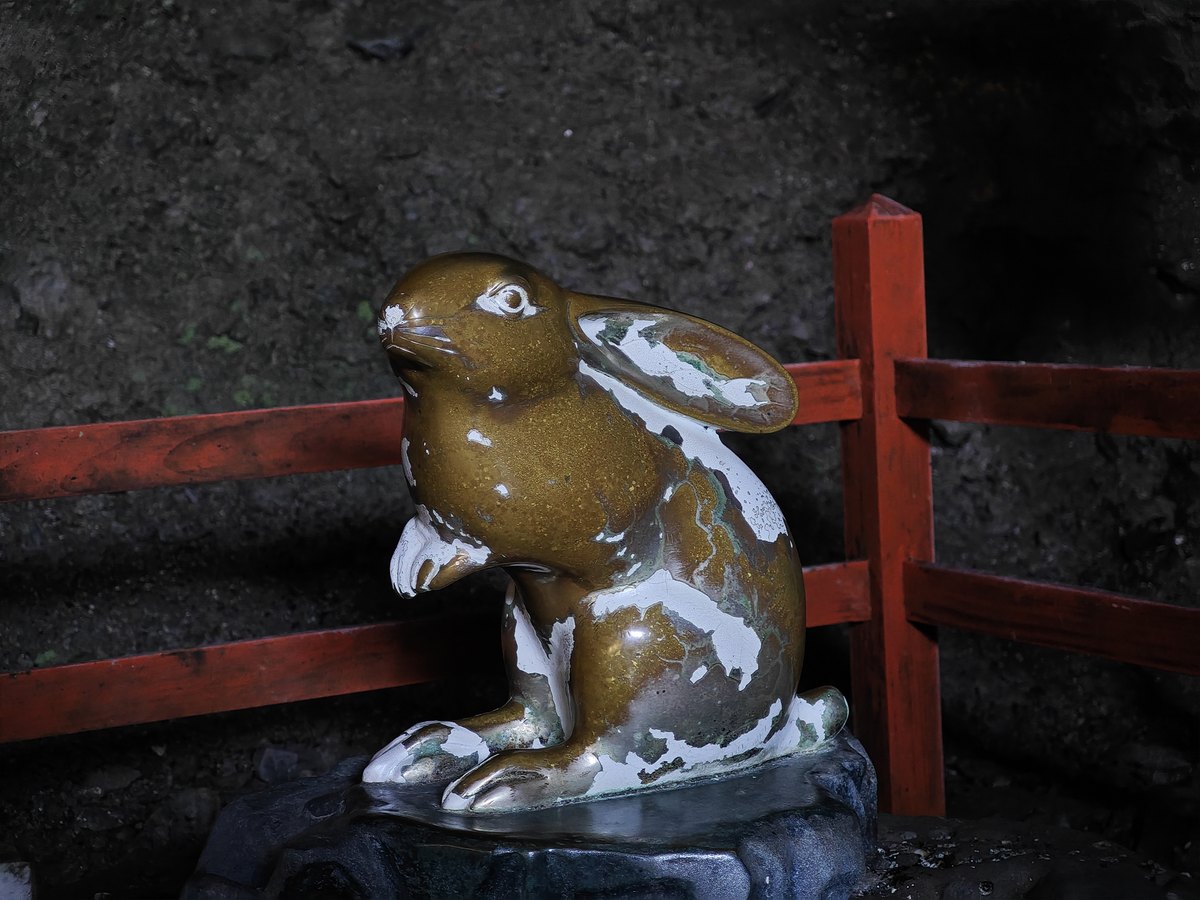 鵜戸神宮で見かけたうさぎの像